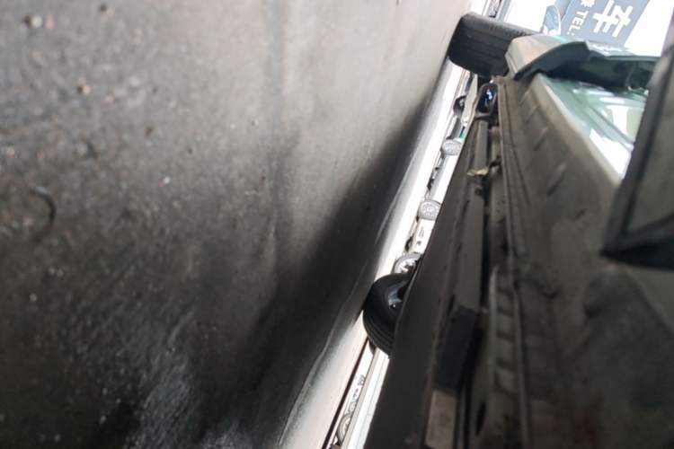 Used BYD Yuan PLUS 2022 430 km Luxury Version Right Side Sill