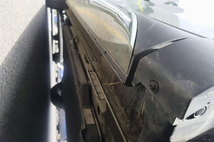 Used BYD Yuan PLUS 2022 430 km Luxury Version Right Side Sill