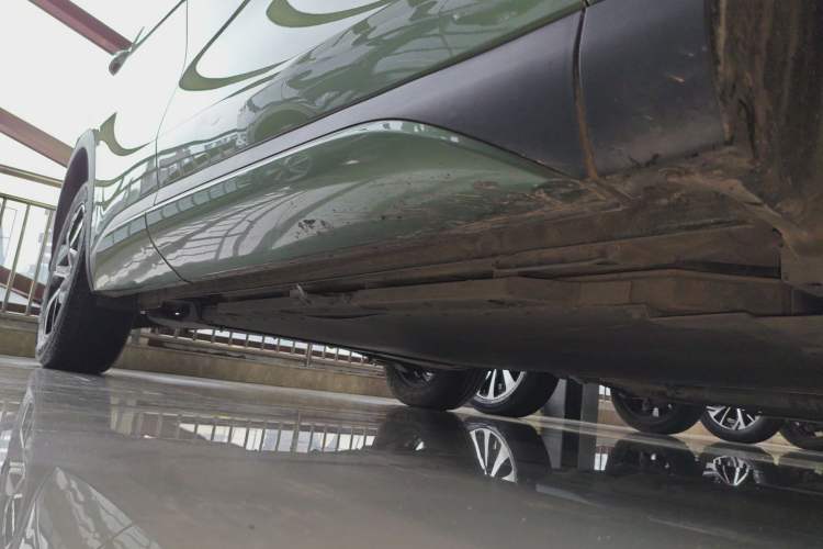 Used BYD Yuan PLUS 2022 430 km Luxury Version Right Side Sill