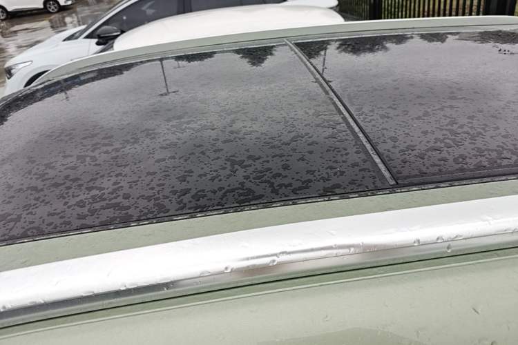 Used BYD Yuan PLUS 2022 510 km Flagship Version Roof