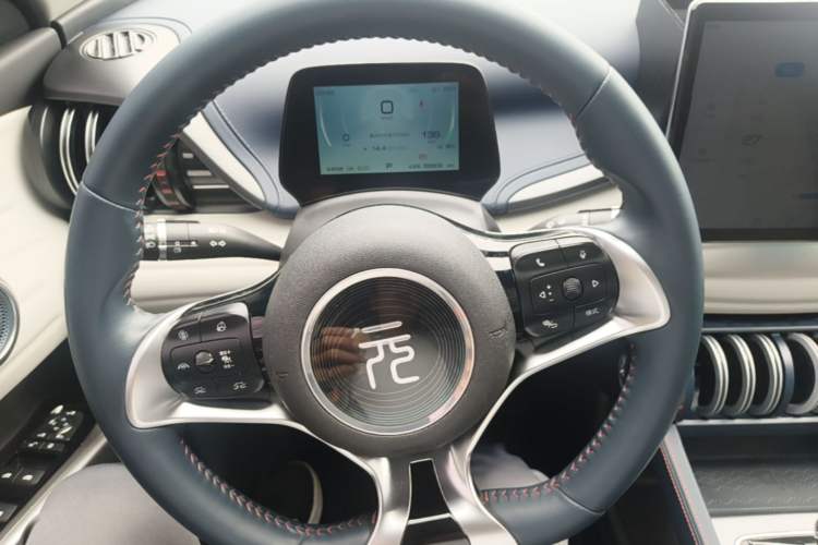 Used BYD Yuan PLUS 2022 430 km Luxury Version Steering Wheel