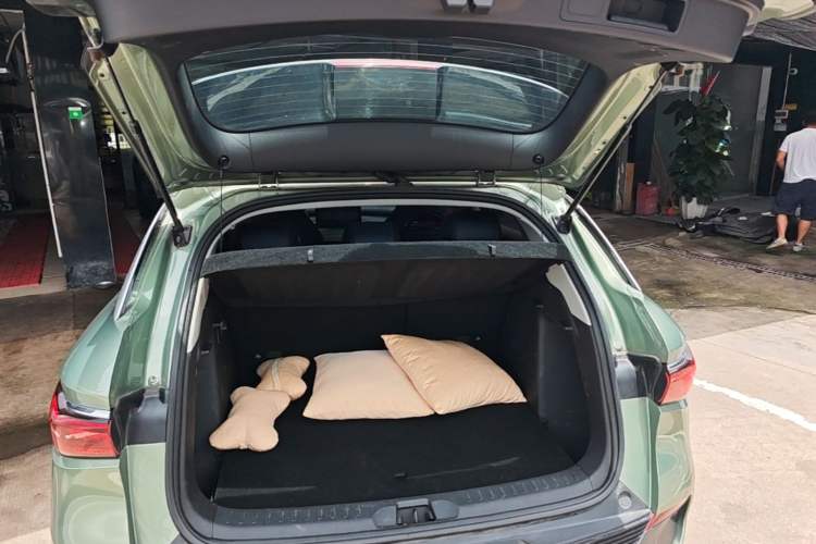 Used BYD Yuan PLUS 2022 430 km Luxury Version Trunk