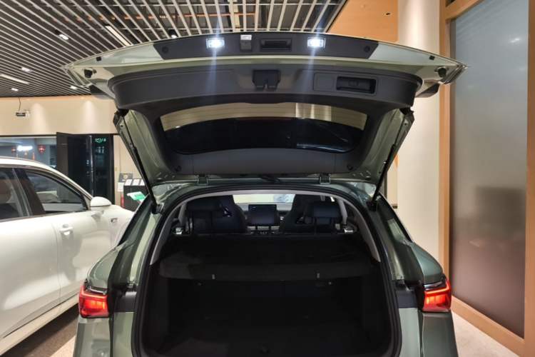 Used BYD Yuan PLUS 2022 510 km Flagship Version Trunk