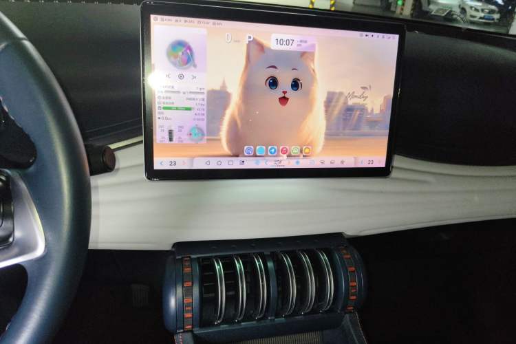 Used BYD Yuan PLUS 2022 430 km Luxury Version Audio And AC Panel