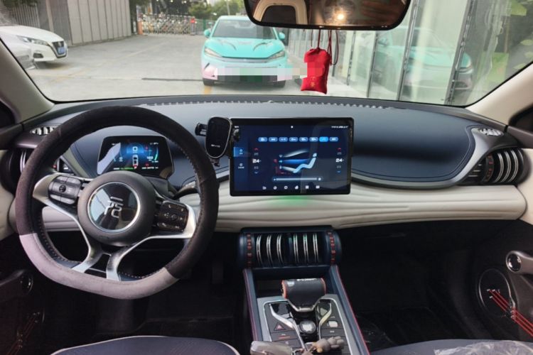Used BYD Yuan PLUS 2022 430 km Luxury Version Center Console