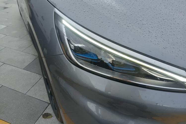 Used BYD Yuan PLUS 2022 510 km Flagship Version Exterior 6