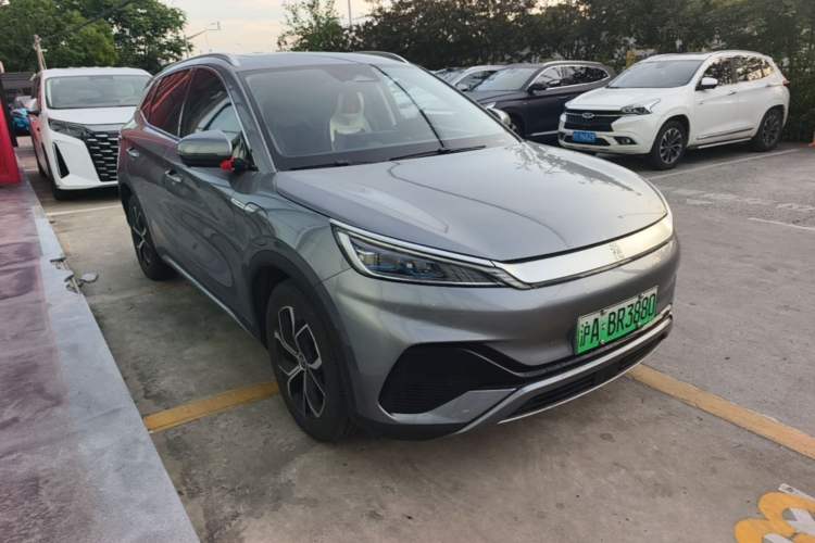 Used BYD Yuan PLUS 2022 430 km Luxury Version Front Right 45 Deg