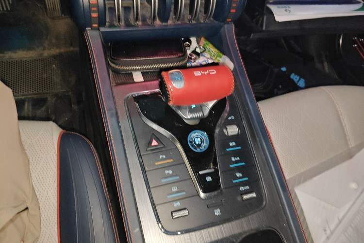 Used BYD Yuan PLUS 2022 510KM Flagship PLUS Gear Lever