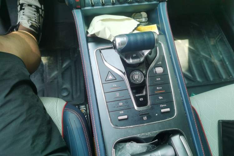 Used BYD Yuan PLUS 2022 430 km Luxury Version Gear Lever