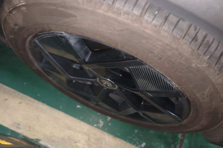 Used BYD Yuan PLUS 2022 510 km Flagship Version Right Front Wheel Hub