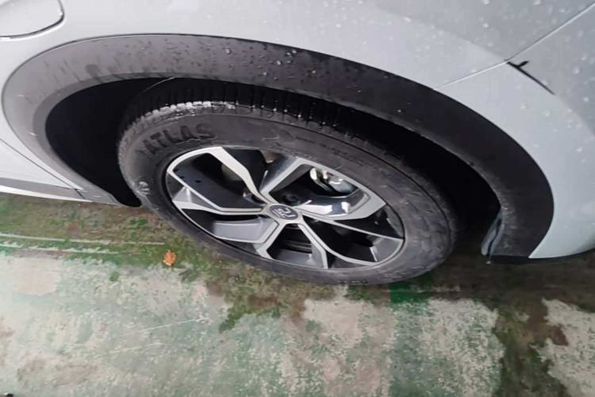 Used BYD Yuan PLUS 2022 430 km Luxury Version Right Front Wheel Hub