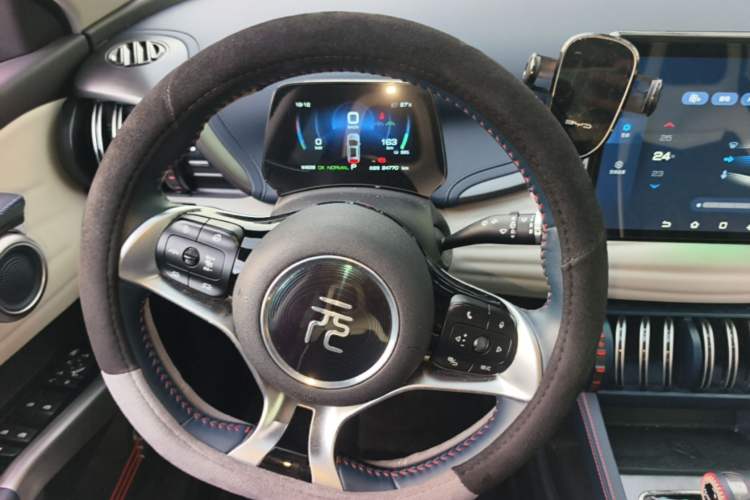 Used BYD Yuan PLUS 2022 430 km Luxury Version Steering Wheel