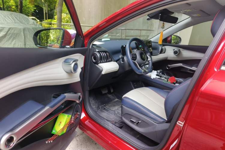 Used BYD Yuan PLUS 2022 430 km Luxury Version Driver Seat