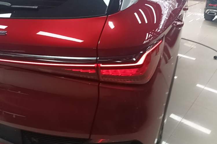 Used BYD Yuan PLUS 2022 510KM Flagship PLUS Exterior 1