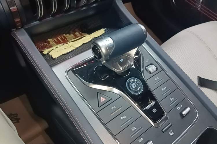 Used BYD Yuan PLUS 2022 510KM Flagship PLUS Gear Lever