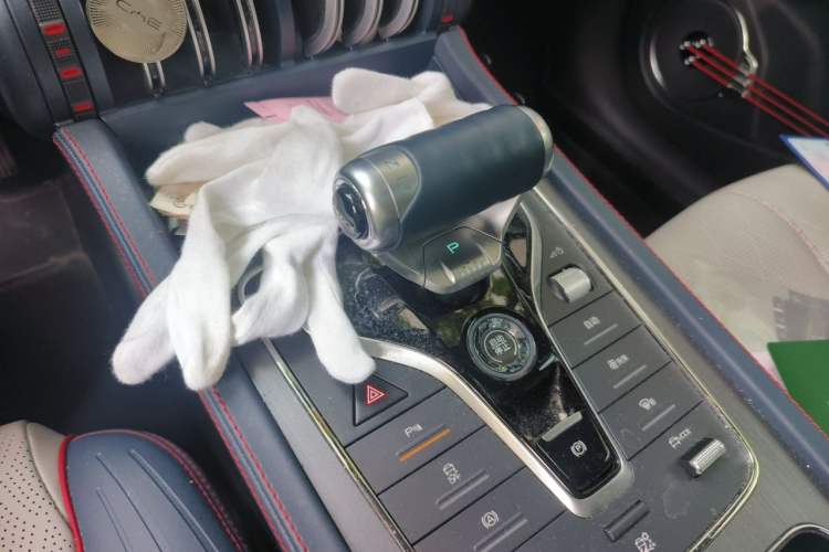 Used BYD Yuan PLUS 2022 430 km Luxury Version Gear Lever