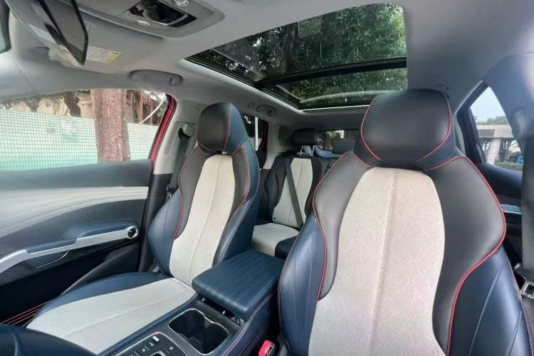 Used BYD Yuan PLUS 2022 510KM Flagship PLUS Interior 3