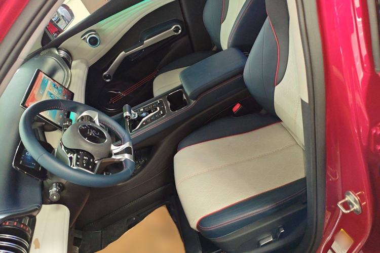 Used BYD Yuan PLUS 2022 510 km Flagship Version Left Front Seat