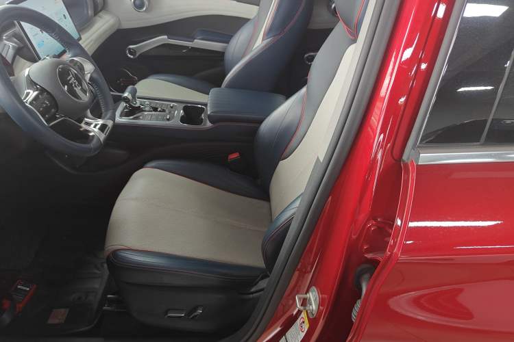 Used BYD Yuan PLUS 2022 510KM Flagship PLUS Left Front Seat