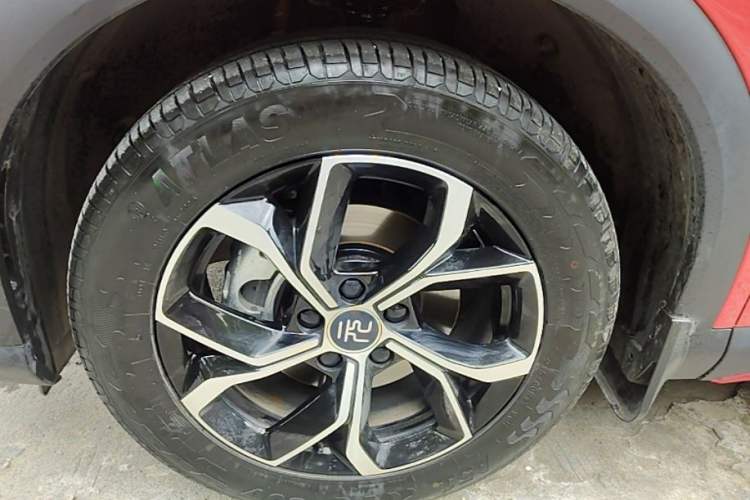 Used BYD Yuan PLUS 2022 430 km Luxury Version Left Front Wheel Hub