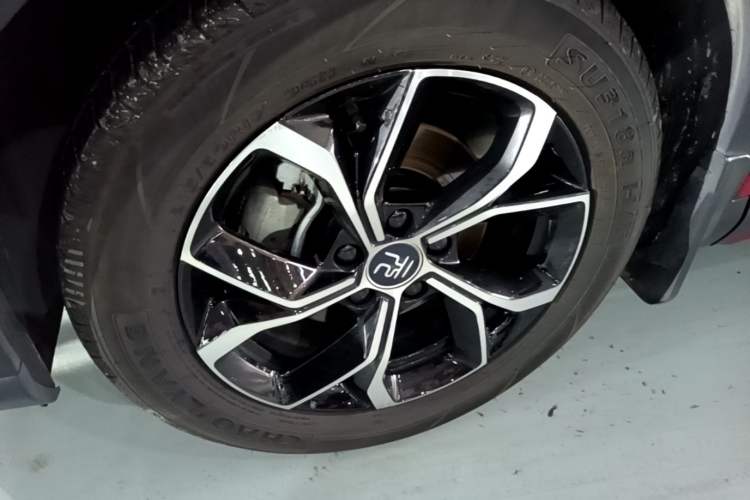 Used BYD Yuan PLUS 2022 430 km Luxury Version Left Front Wheel Hub