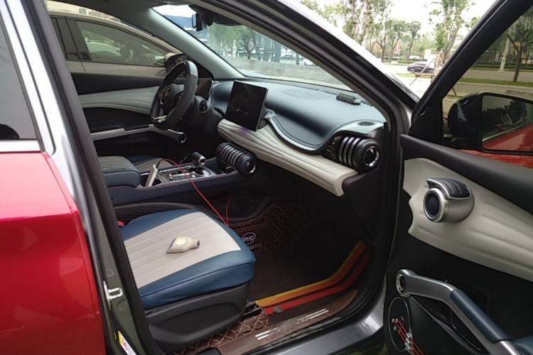 Used BYD Yuan PLUS 2022 510 km Flagship Version Right Front Seat