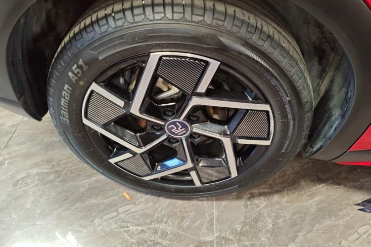 Used BYD Yuan PLUS 2022 510 km Flagship Version Right Rear Wheel Hub