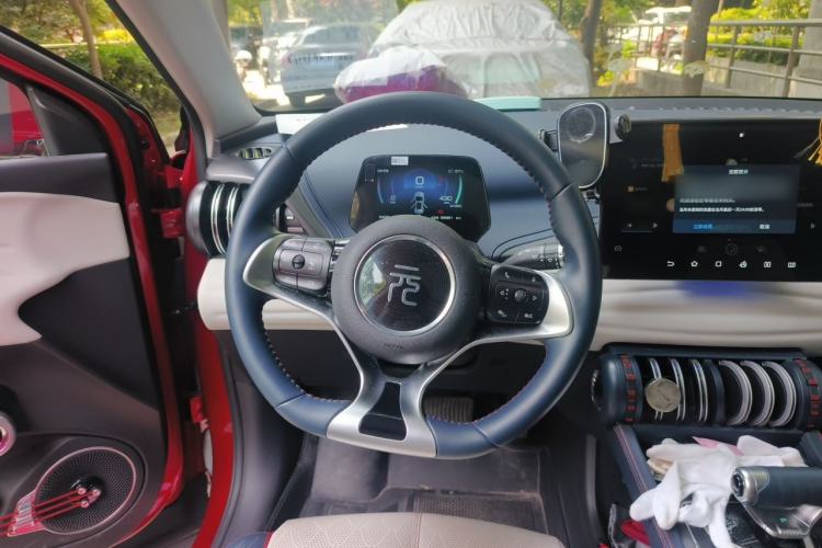 Used BYD Yuan PLUS 2022 430 km Luxury Version Steering Wheel