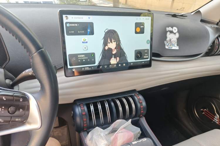 Used BYD Yuan PLUS 2022 430 km Luxury Version Audio And AC Panel