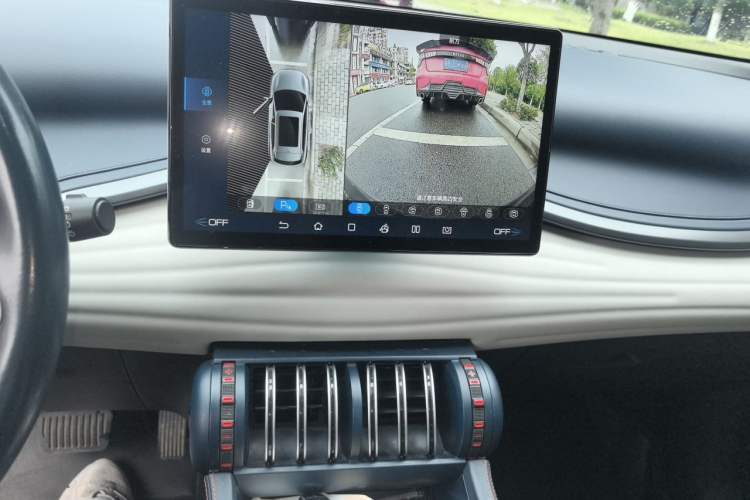 Used BYD Yuan PLUS 2022 430 km Luxury Version Audio And AC Panel