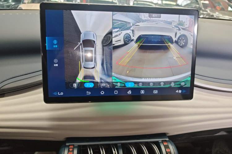 Used BYD Yuan PLUS 2022 430 km Luxury Version Audio And AC Panel