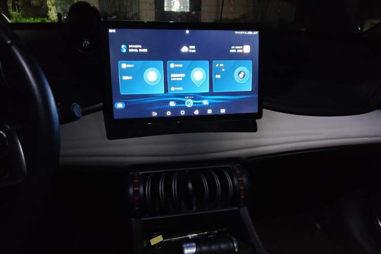 Used BYD Yuan PLUS 2022 510 km Flagship Version Audio And AC Panel