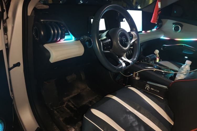 Used BYD Yuan PLUS 2022 510 km Luxury Version Center Console