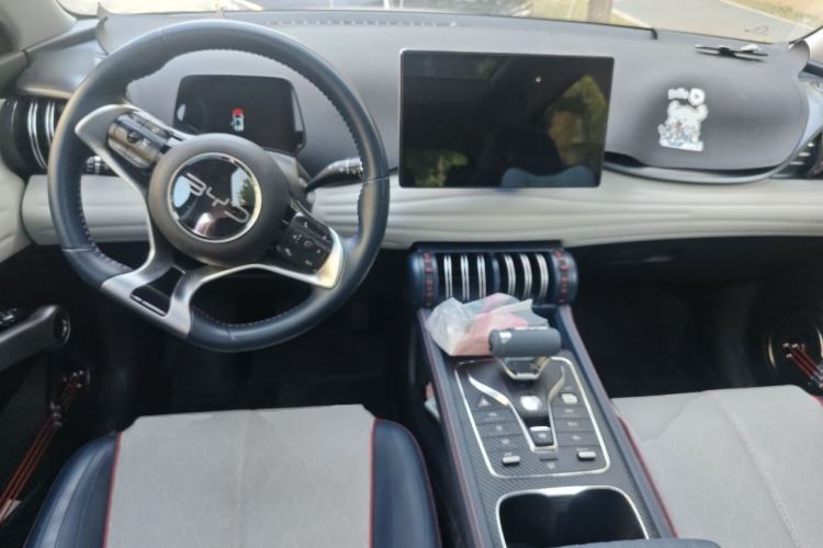 Used BYD Yuan PLUS 2022 430 km Luxury Version Center Console
