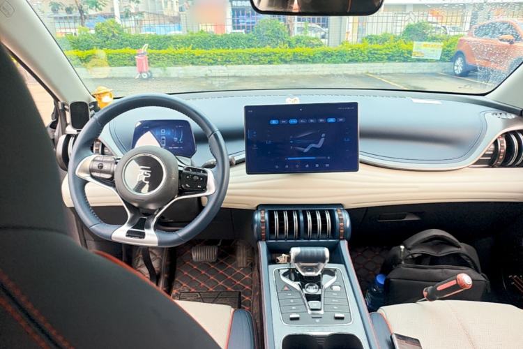 Used BYD Yuan PLUS 2022 430 km Luxury Version Center Console