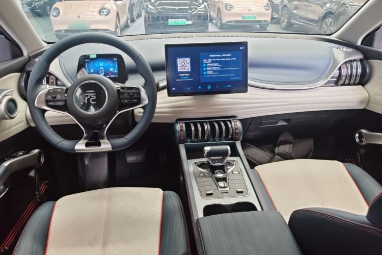 Used BYD Yuan PLUS 2022 430 km Luxury Version Center Console