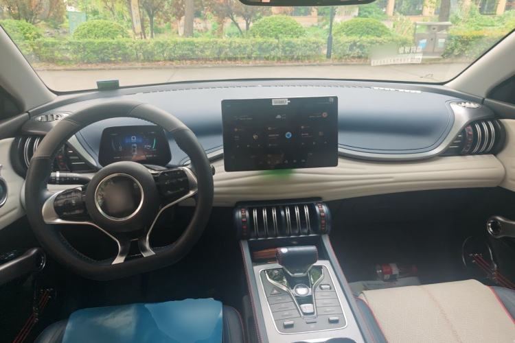 Used BYD Yuan PLUS 2022 430 km Luxury Version Center Console