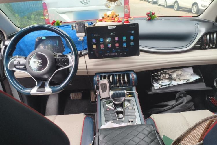Used BYD Yuan PLUS 2022 430 km Luxury Version Center Console