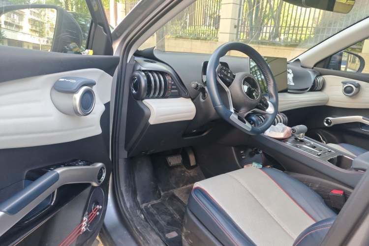 Used BYD Yuan PLUS 2022 430 km Luxury Version Driver Seat