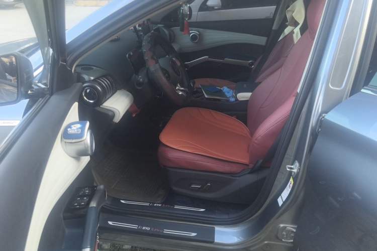 Used BYD Yuan PLUS 2022 430 km Luxury Version Driver Seat