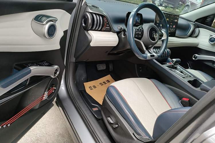 Used BYD Yuan PLUS 2022 430 km Luxury Version Driver Seat