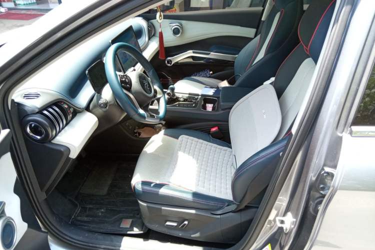 Used BYD Yuan PLUS 2022 510 km Flagship Version Driver Seat