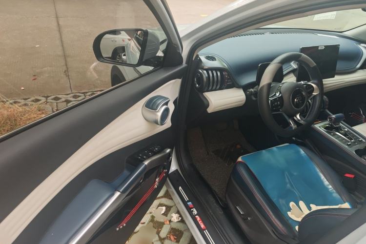 Used BYD Yuan PLUS 2022 430 km Luxury Version Driver Seat