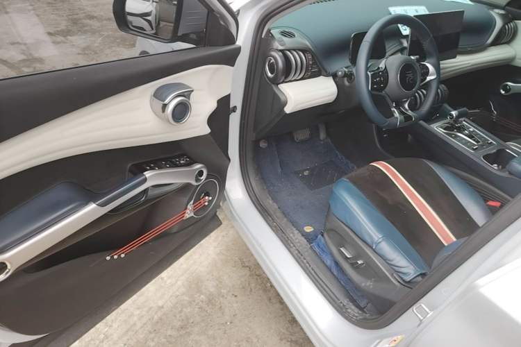 Used BYD Yuan PLUS 2022 430 km Luxury Version Driver Seat