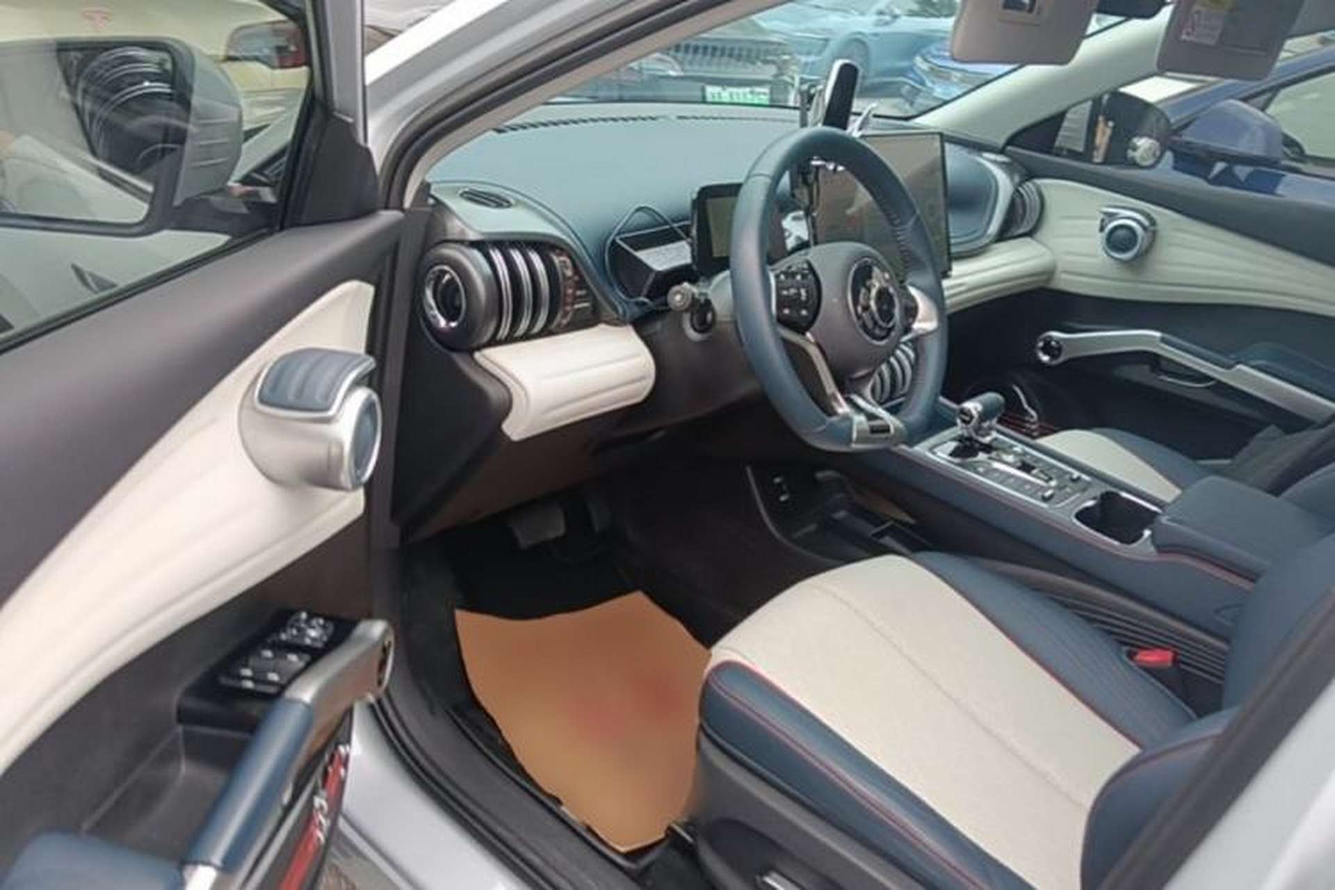 Used BYD Yuan PLUS 2022 510KM Flagship PLUS Driver Seat