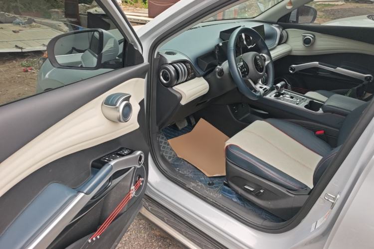 Used BYD Yuan PLUS 2022 510 km Flagship Version Driver Seat