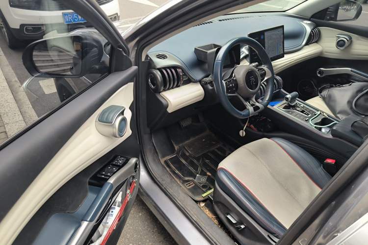 Used BYD Yuan PLUS 2022 430 km Luxury Version Driver Seat