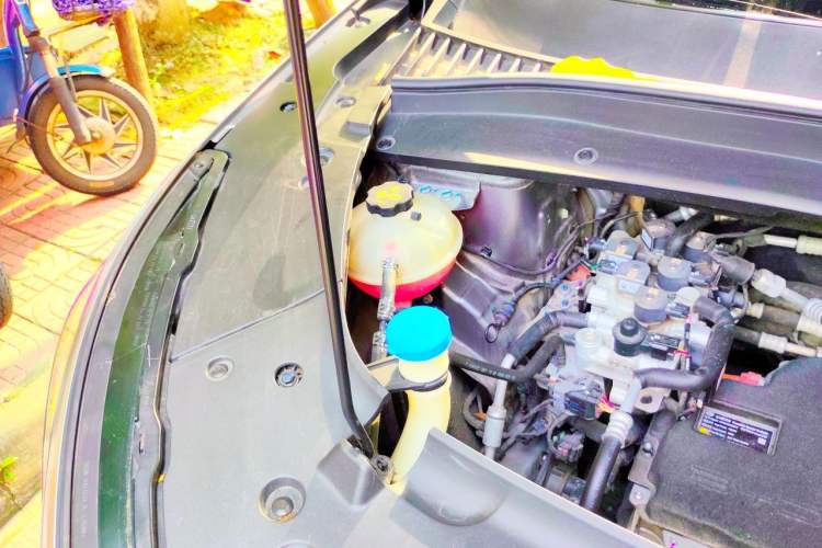 Used BYD Yuan PLUS 2022 430 km Luxury Version Engine Bay Right
