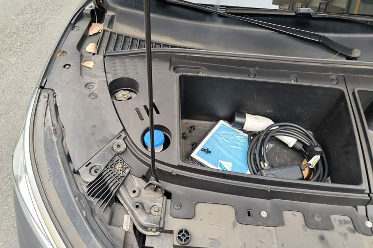 Used BYD Yuan PLUS 2022 430 km Luxury Version Engine Bay Right