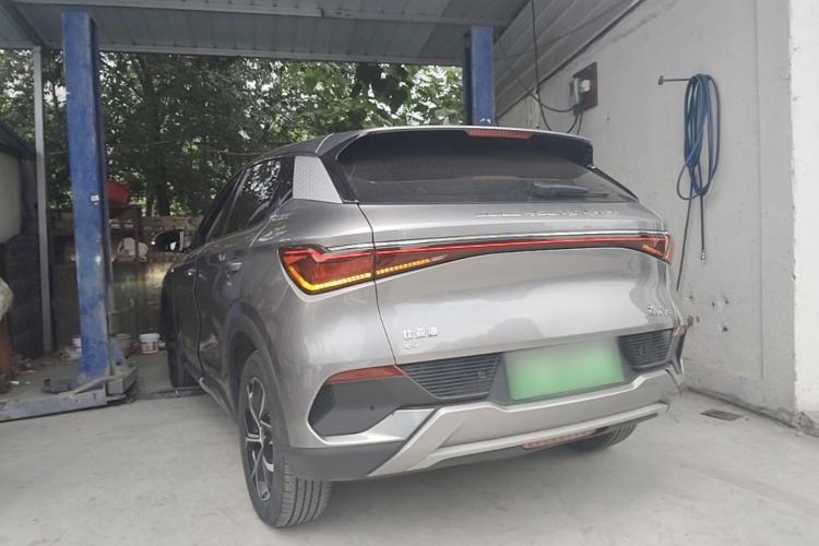 Used BYD Yuan PLUS 2022 510 km Luxury Version Exterior 2